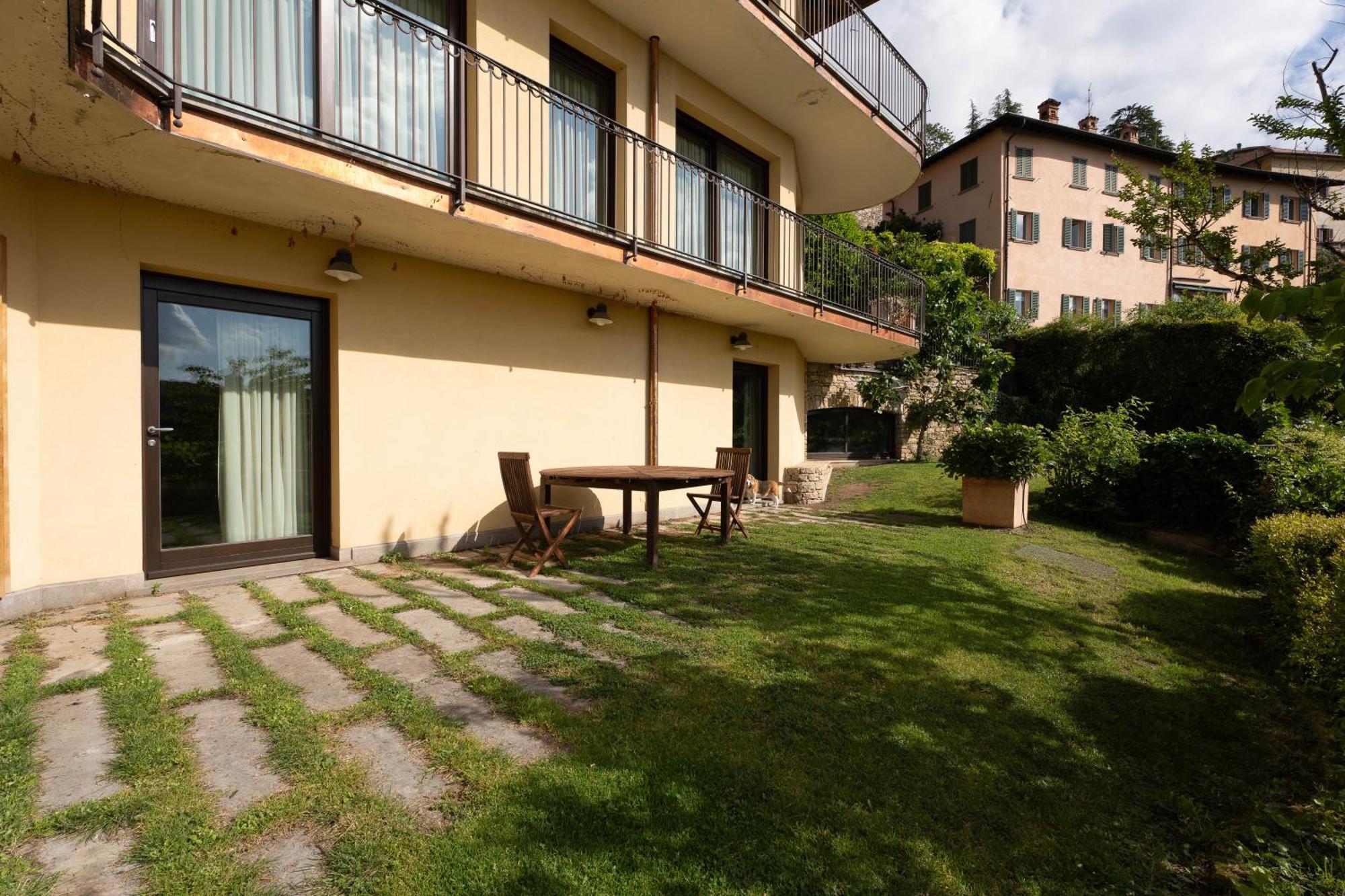 Apartments Vistallihouse 베르가모 외부 사진